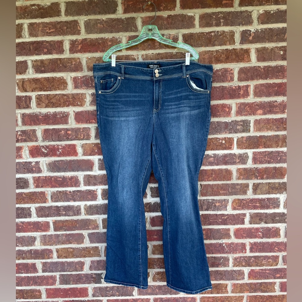 Ladies Plus Size Almost Famous Mid Rise Bootcut Jeans Size 22